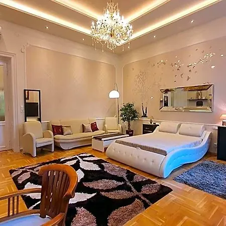 Διαμέρισμα Stunning View - Live In Luxury *