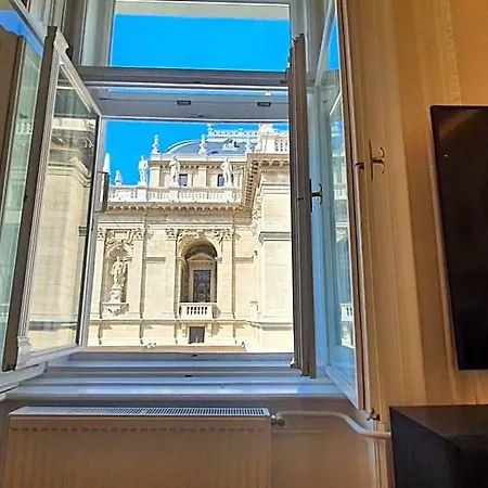Stunning View - Live In Luxury
