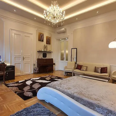 Opera View - Live In Luxury