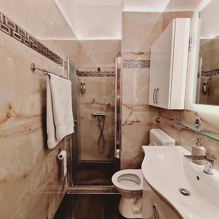 Daire Opera View - Live In Luxury Budapeşte